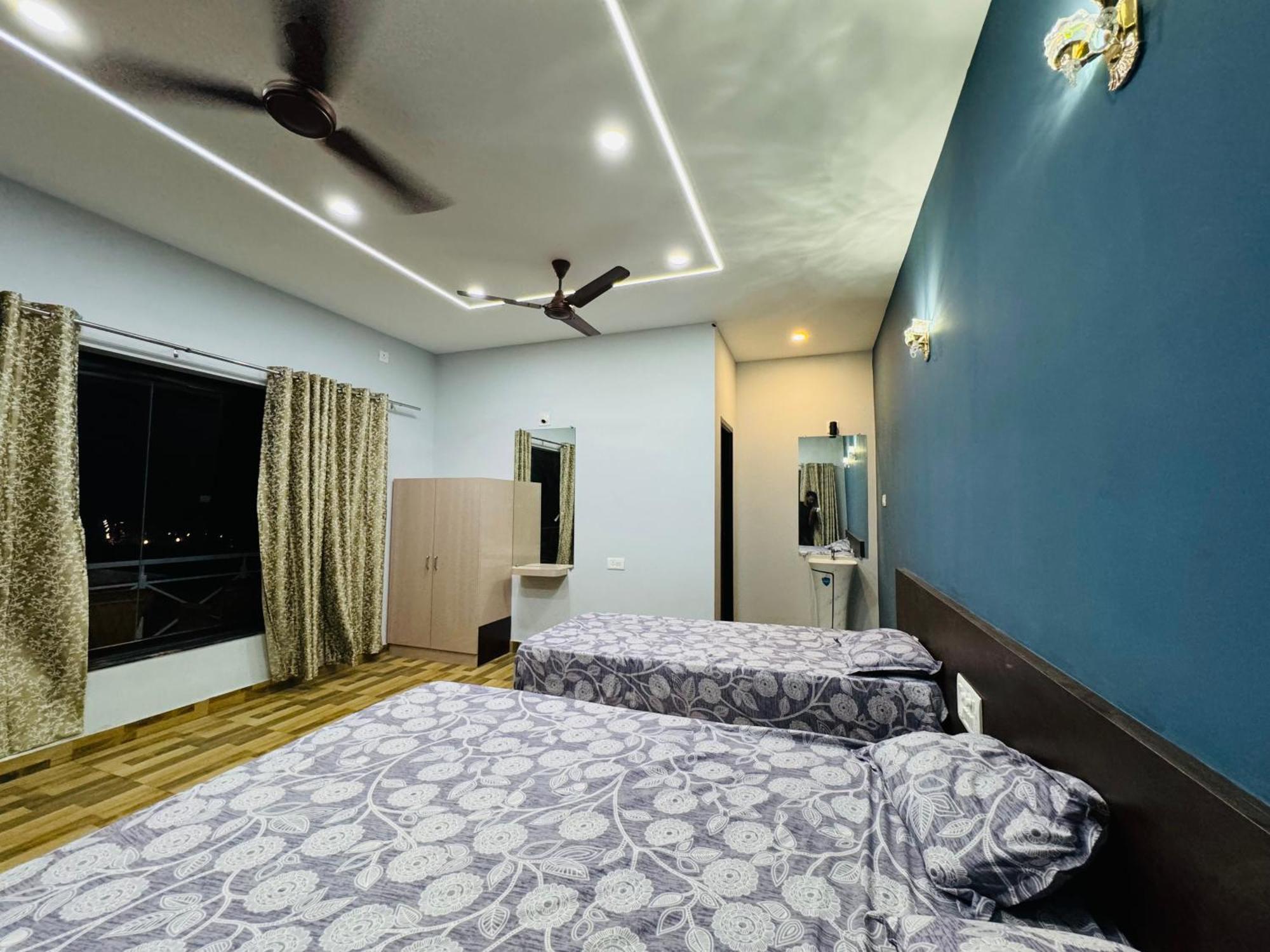 The Glasswater By The Backwater Homestay Kalyanpur Bagian luar foto